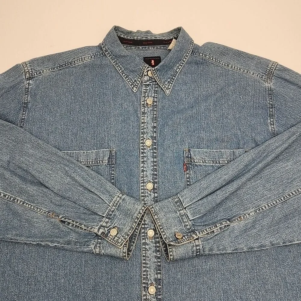 Levi's Red Tab Denim Shirt Men Size XL Blue Button Medium Wash Oversized